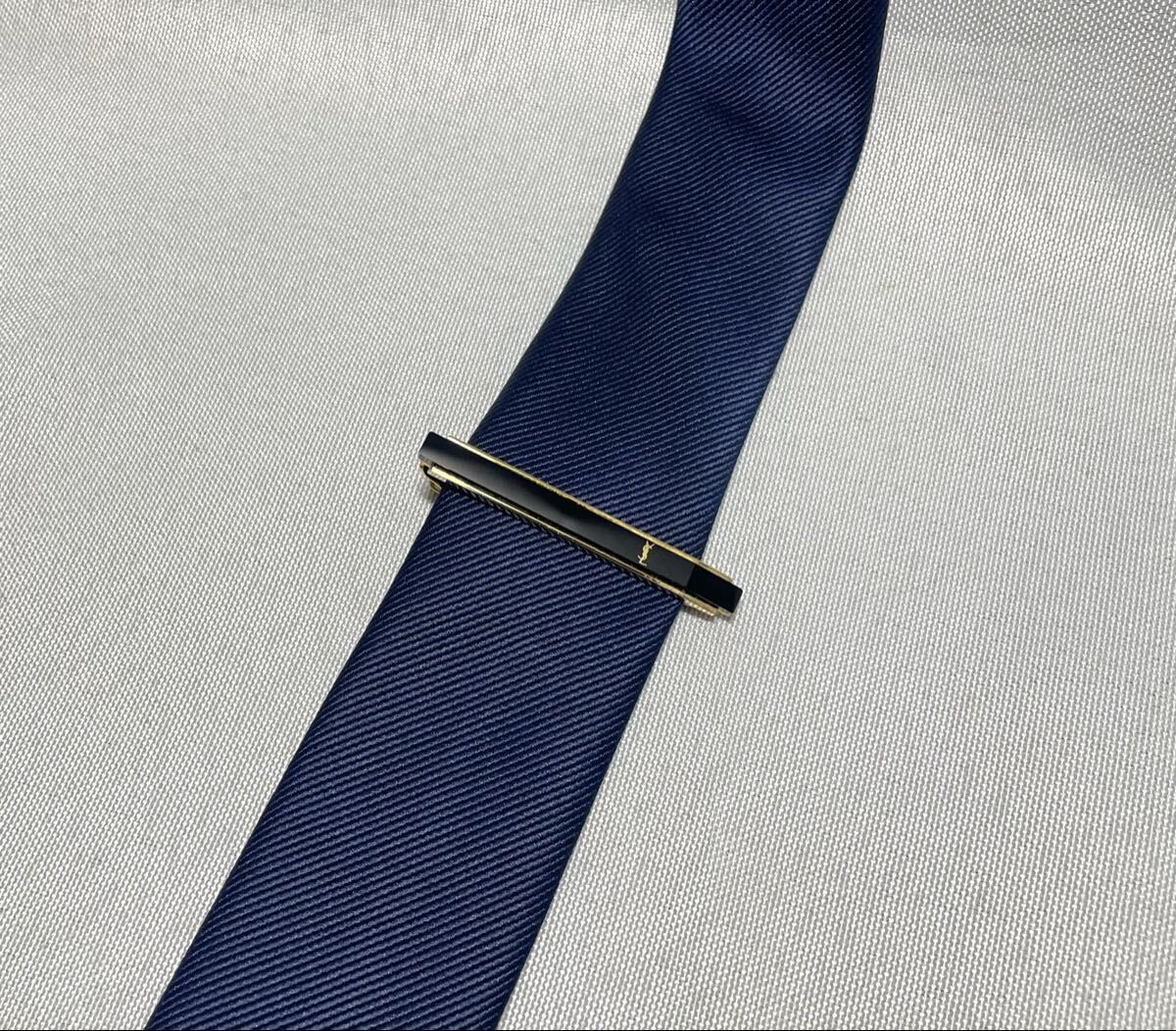 Excellent Condition YVES SAINT LAURENT YSL Logo Black Stone Gold Cufflinks Tie P