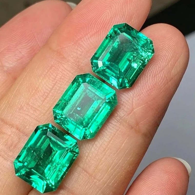 6CT Columbia Lab Grown Emerald Loose Gemstones Emerald Cut For Jewelry With AGL