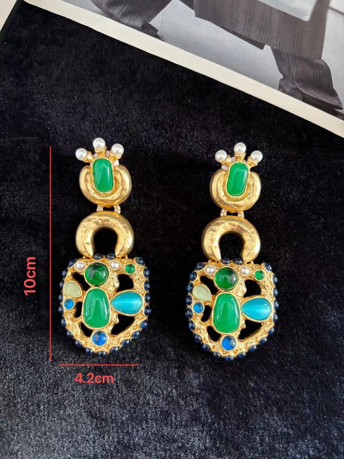 🎁AUTHENTIC High Quality Schiaparelli Charm Colored Gemstone Pearl Gold Earrings