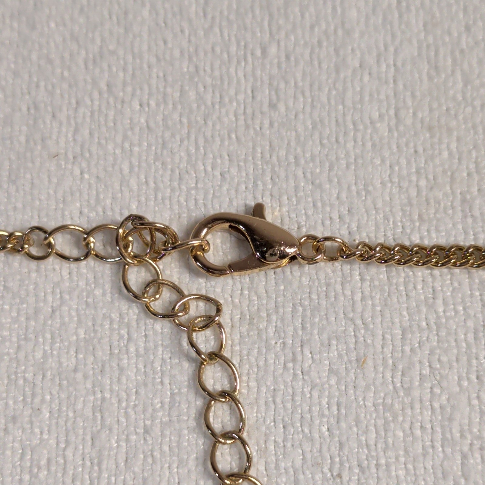 Gold/Silver Tone Cable Chain Necklace Leaf Charm Pendant Adjustable Lobster