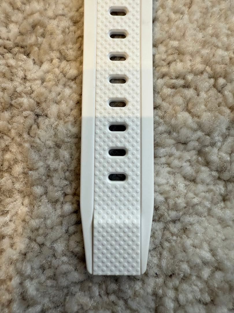 Good Condition G-Shock GST W310 White Radio Solar Watch No.gs2223