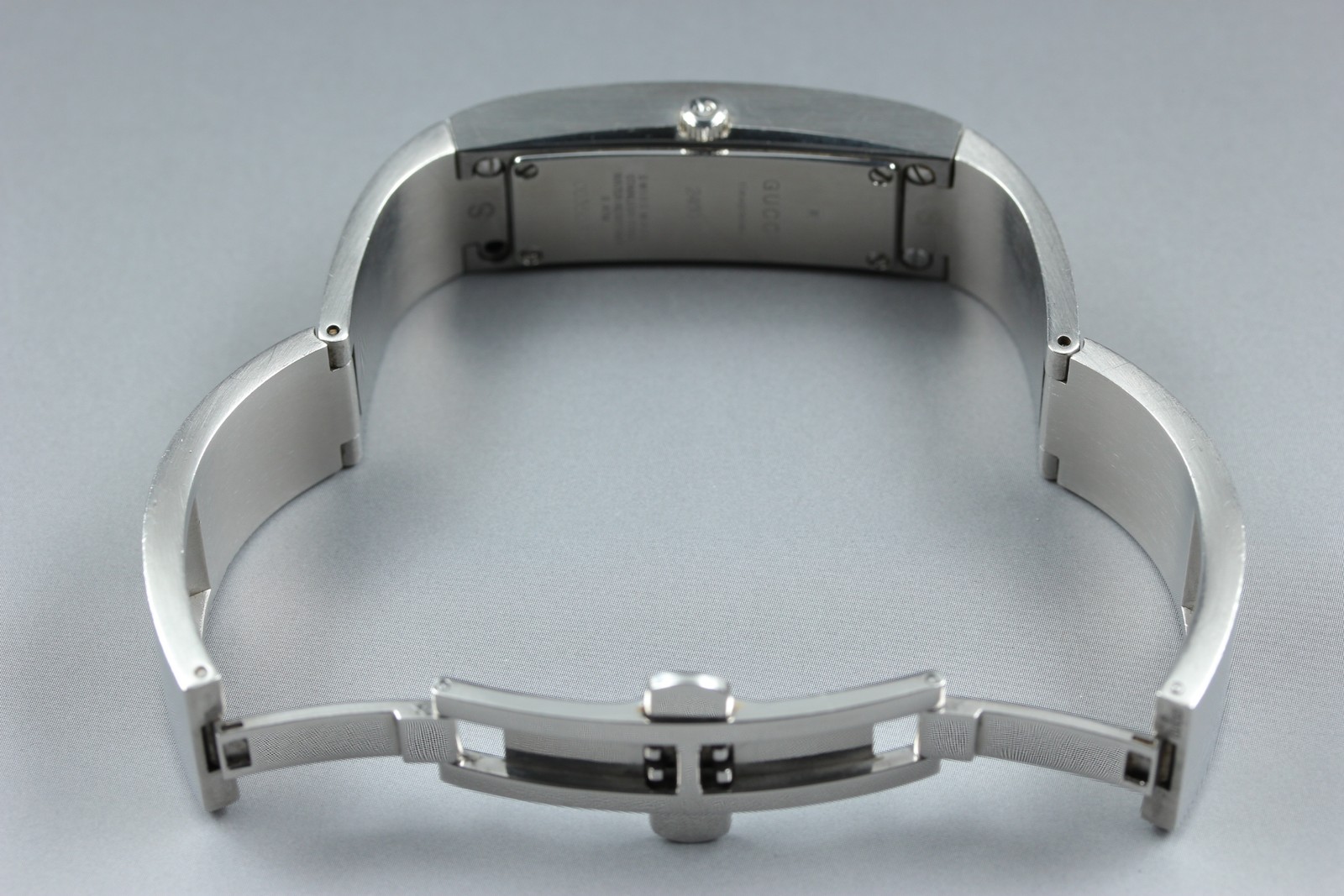 [Exc+5] GUCCI 2400S Bangle Watch Quartz Silver Stainless Steel Black Dial JAPAN