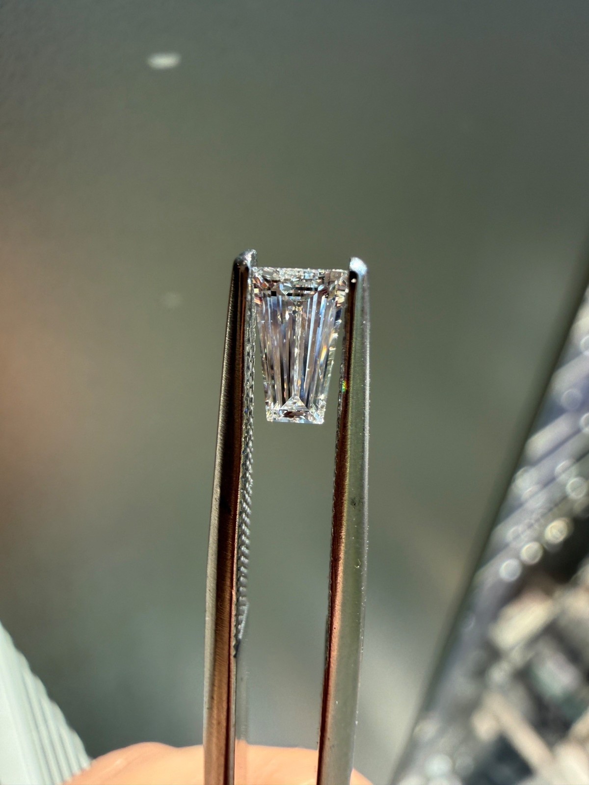 Loose Natural Untreated Earth Mined Diamond Tapered Baguette E SI1 GIA 0.38ct