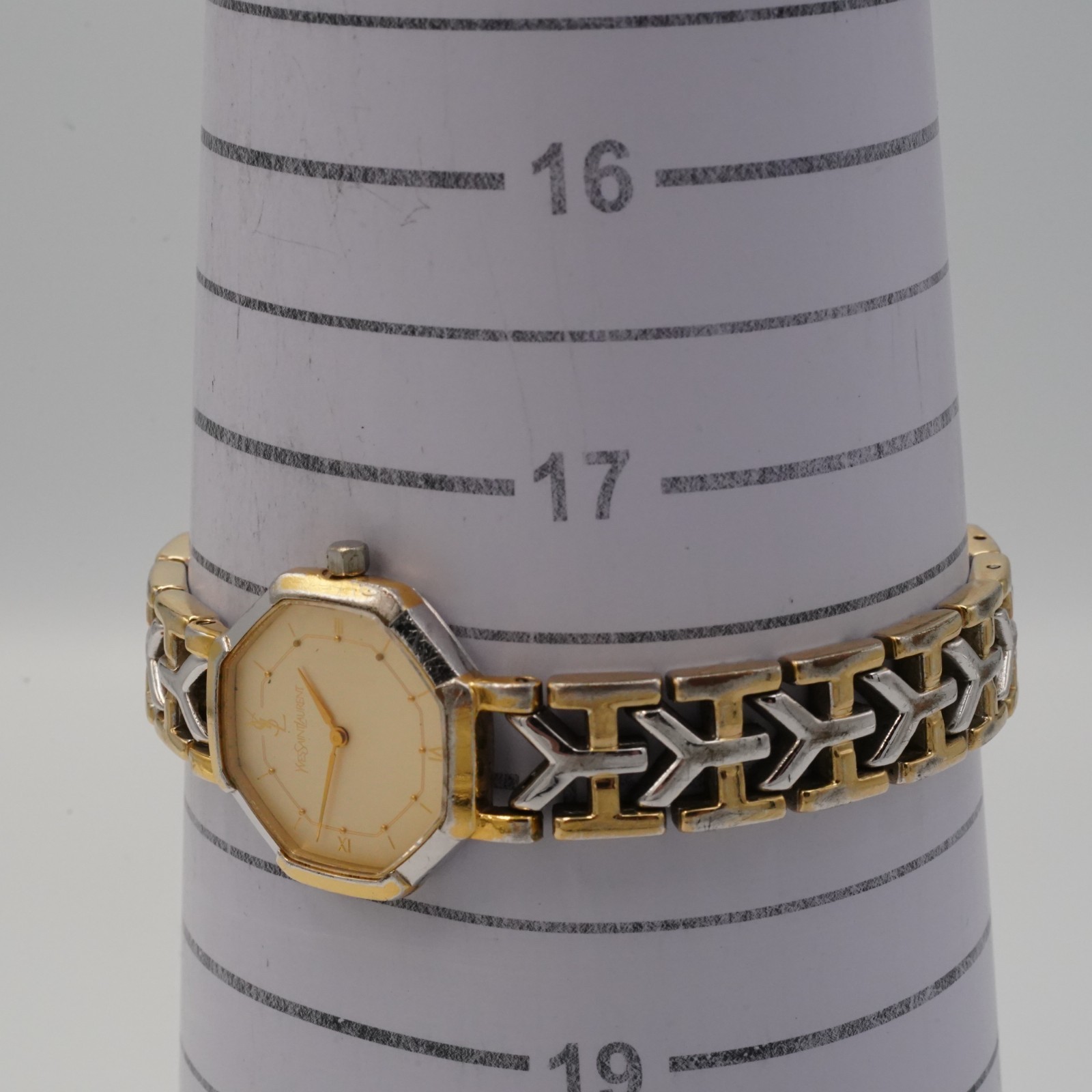 Yves Saint Laurent Vintage Women’s Watch 2200-241762 Gold 23mm New Battery