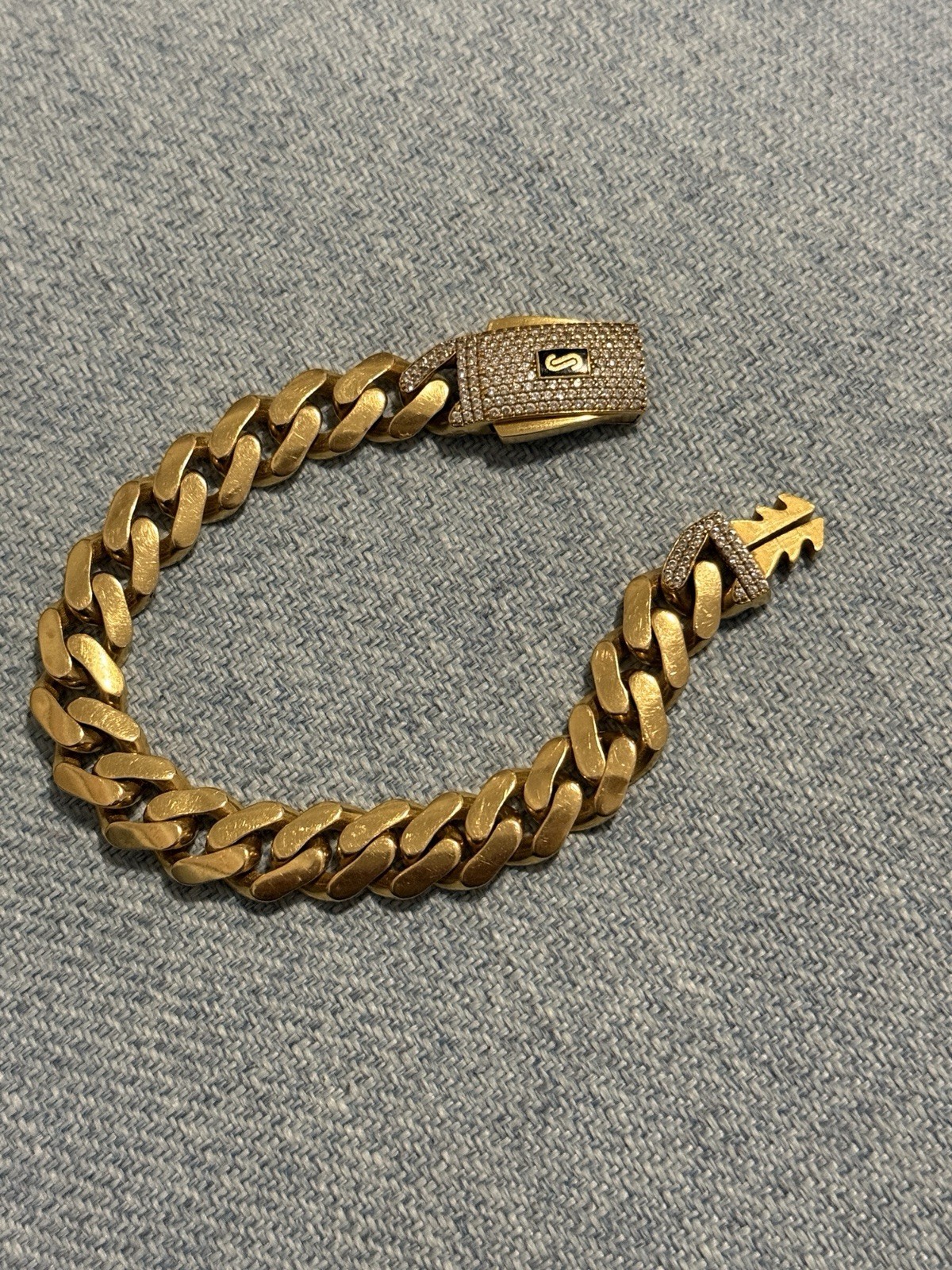 21k Gold Monaco Chain Bracelet 20.2 Grams