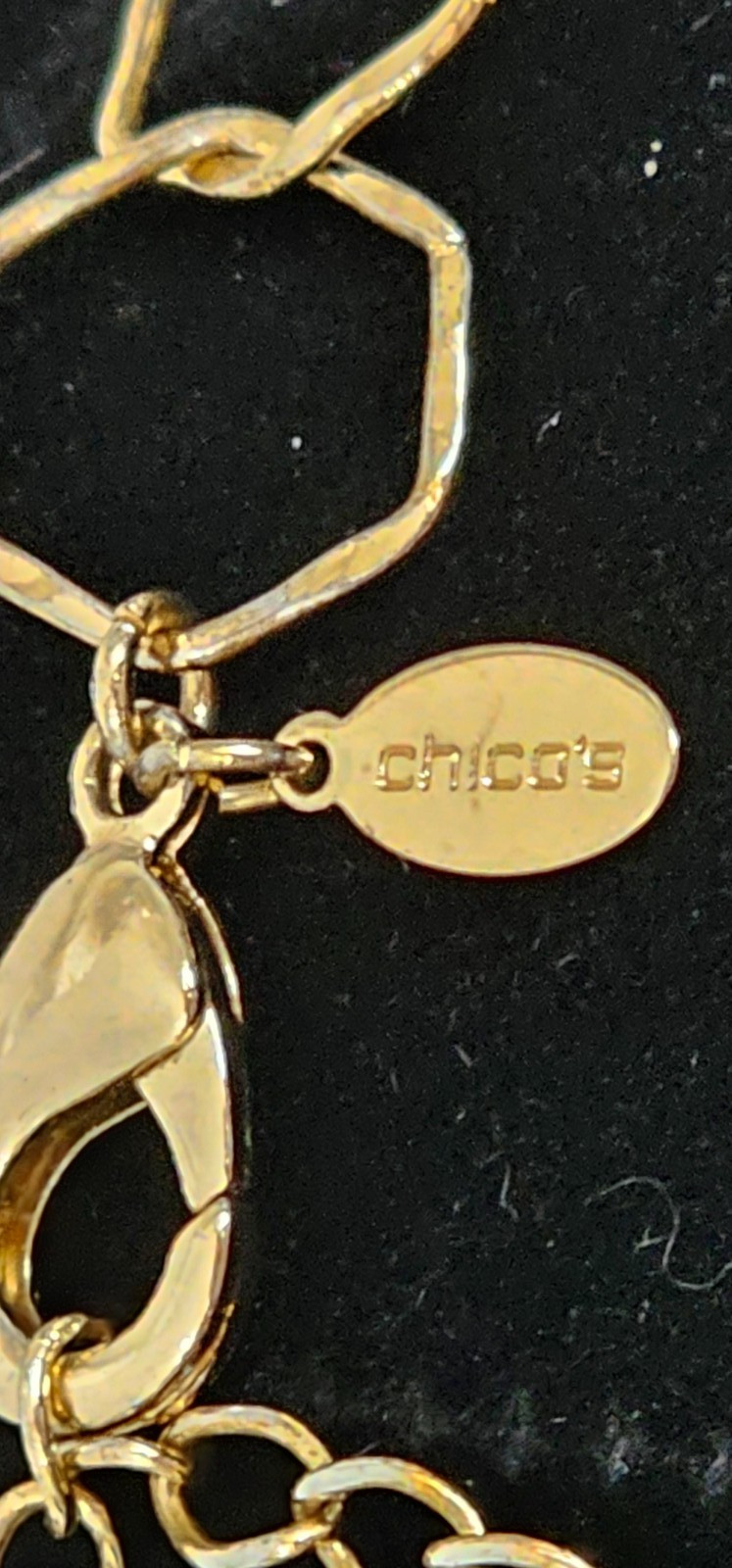 CHICOS women necklace gold tone NWOT 3 bottom strands Very light weigh