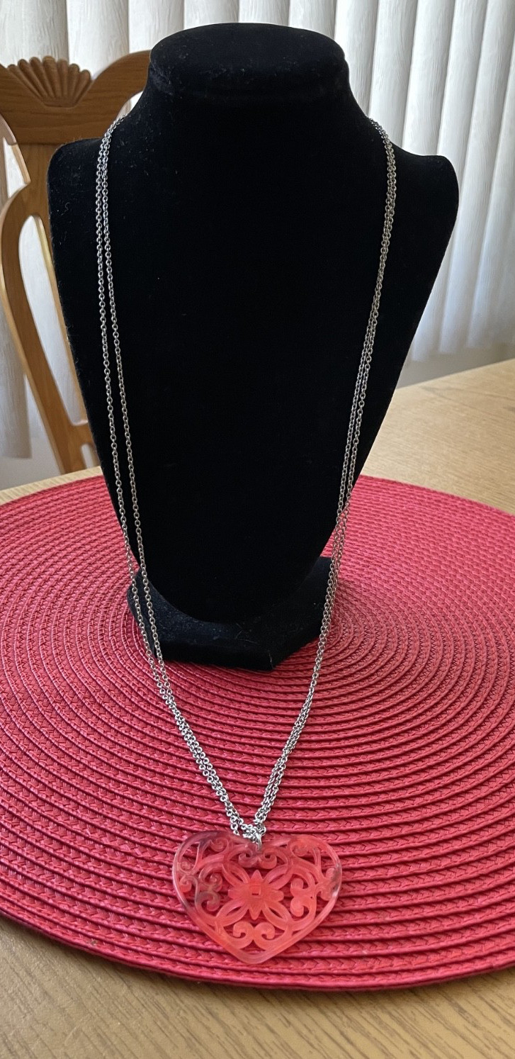 C1946 Acrylic Filigree Heart Pendant on Silvertone 32-34″ Chain Necklace