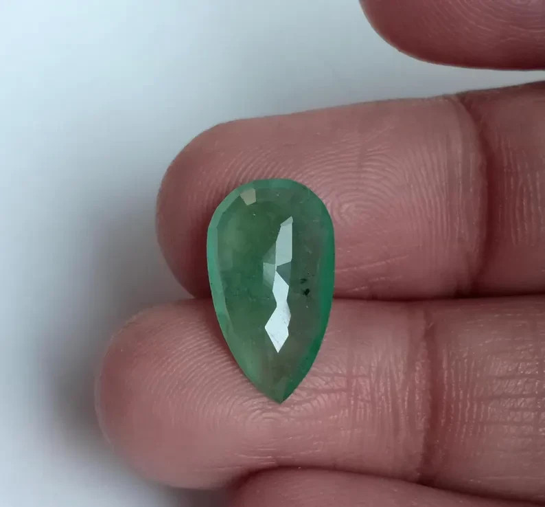 Zambian Emerald Pear Cut Minor Oil Present Emerald Loose Gemstone 4.65 Ct