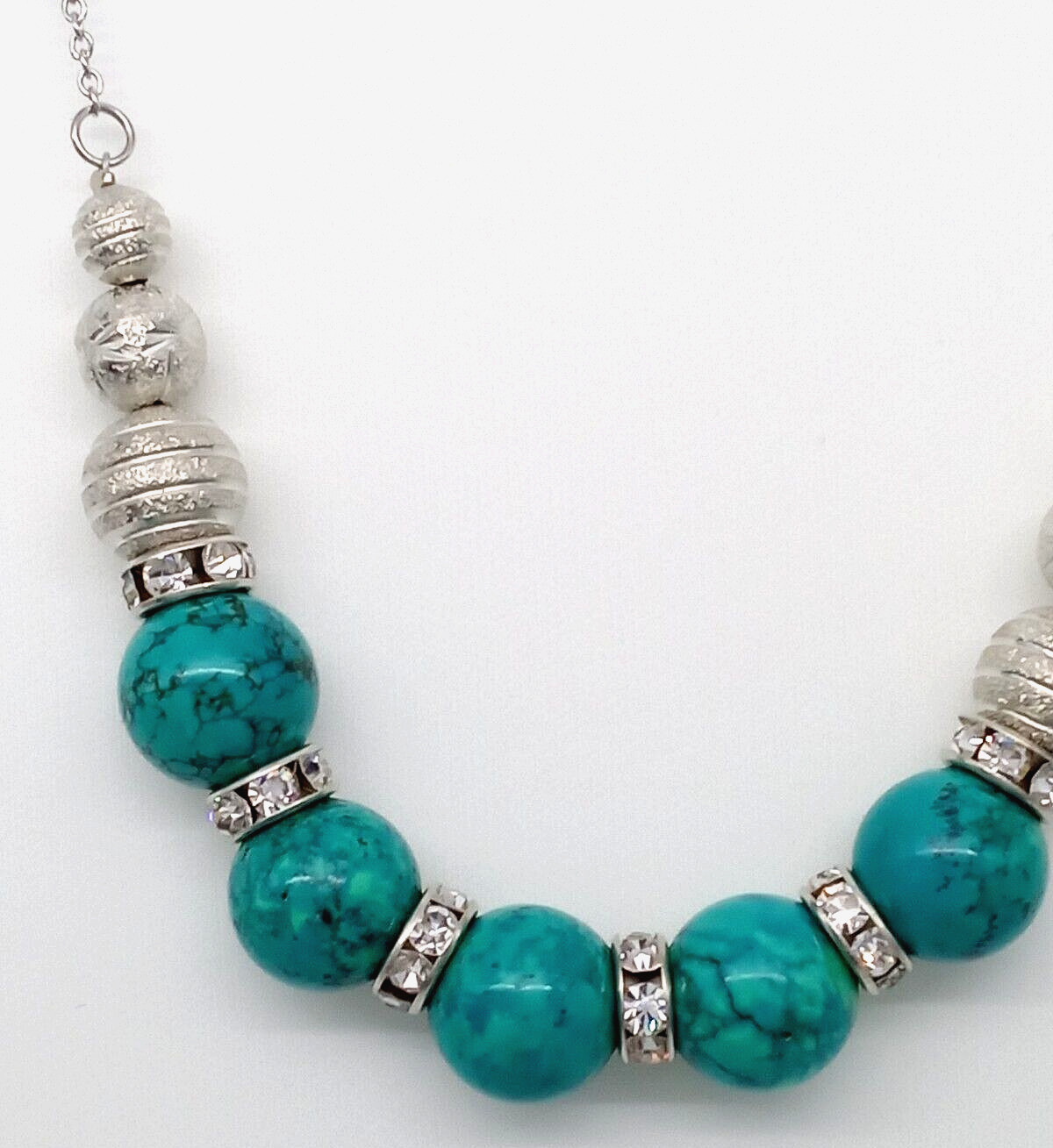 Green and Black Bead Rhinestone Chain Necklace Silver Tone Metal Clear Crystals