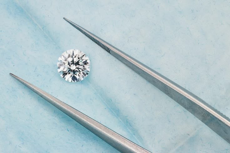 4.00 Carat Round Lab Grown Diamond D Color VVS1 Certified Loose CVD Stone