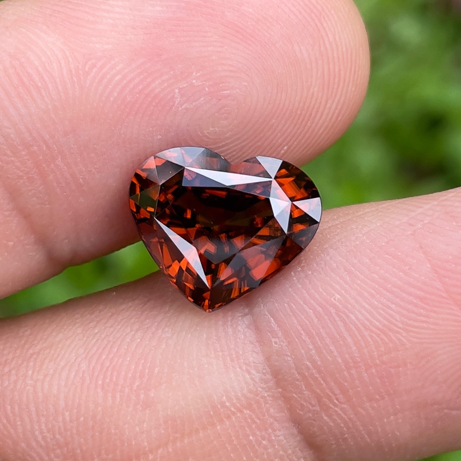 Natural Zircon 7.93 ct / No Heat / Tanzania