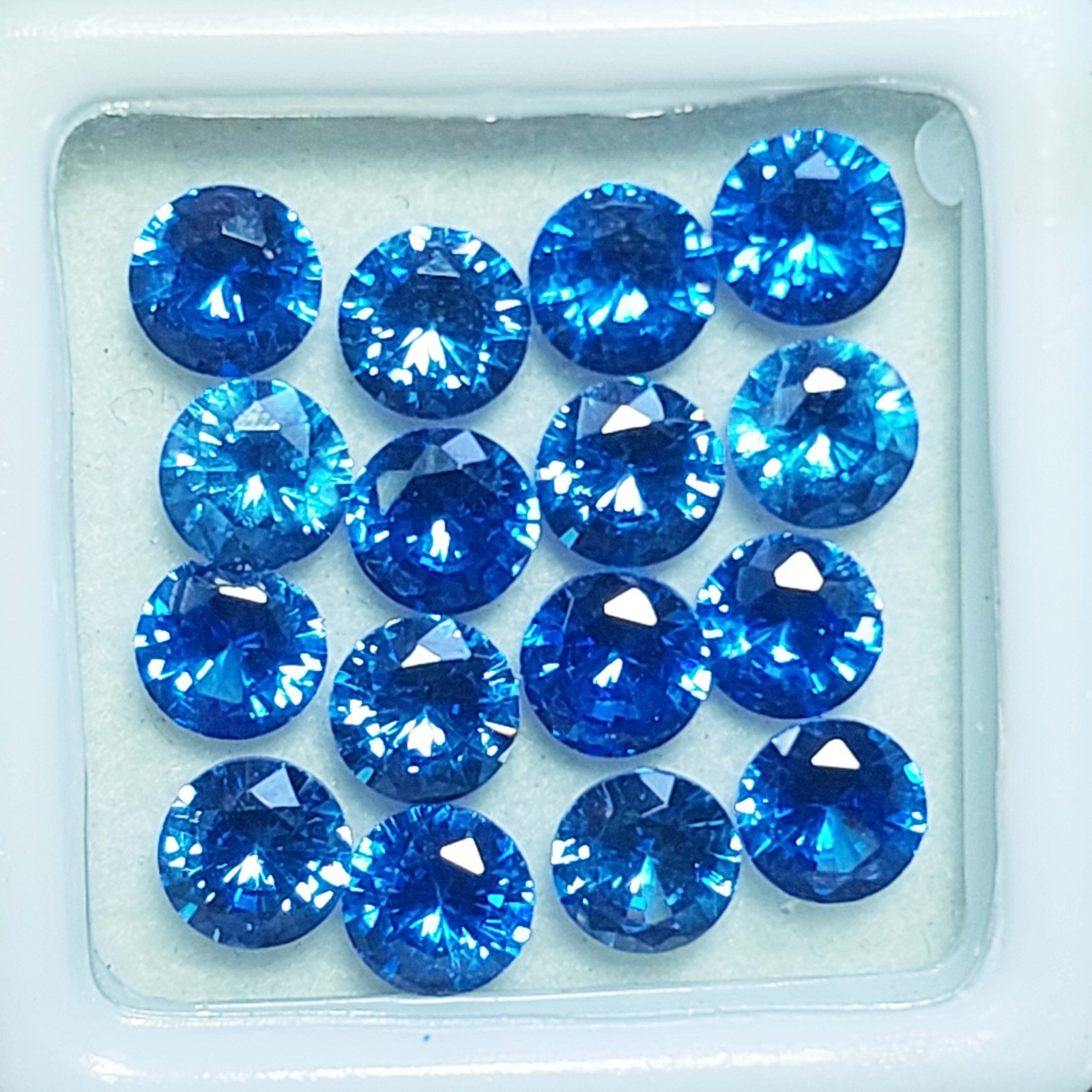 Natural Blue Sapphire 5mm Round Shape Certified Gemstone Lot – 16 Piece Parcel