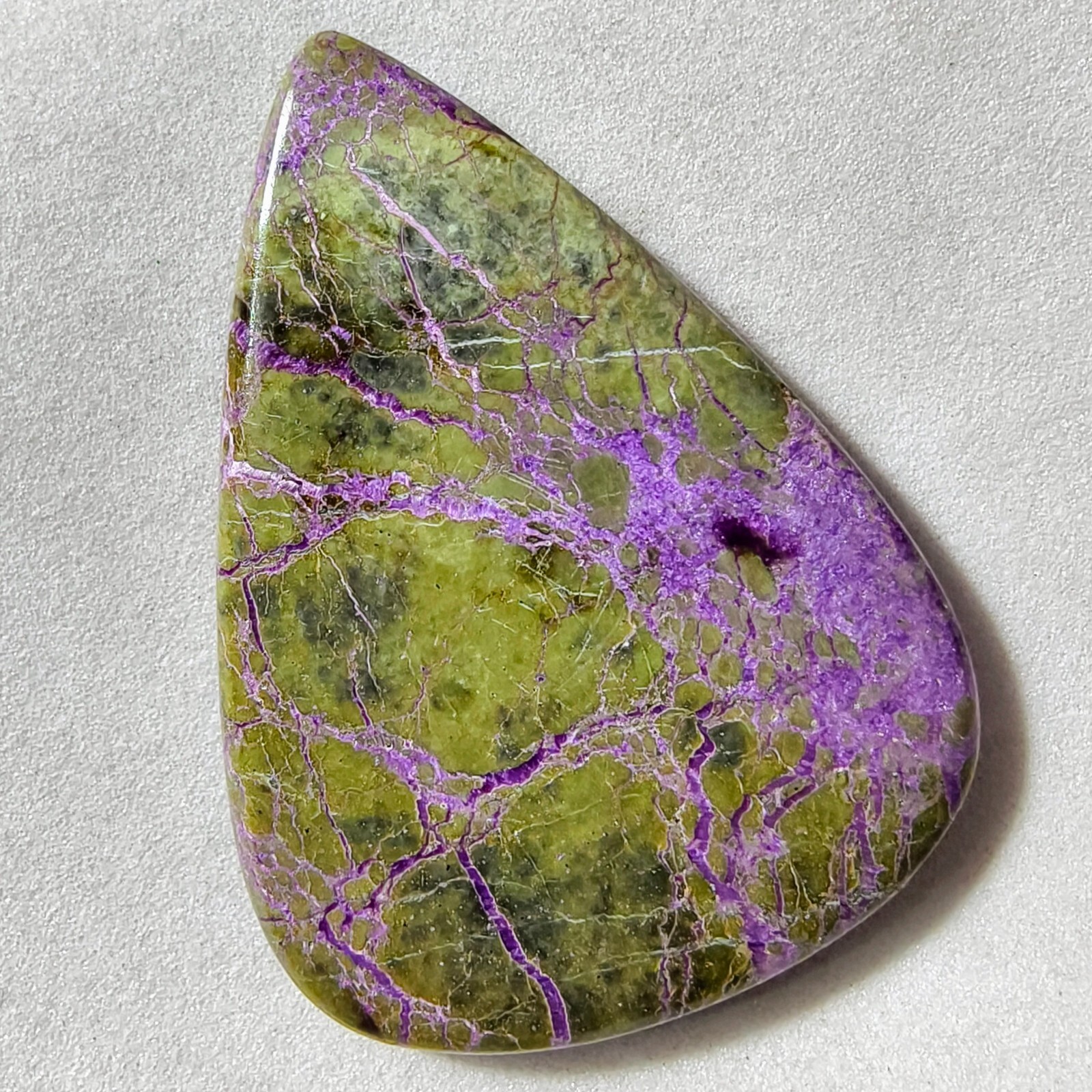 46 Cts Natural Purple Stichtite Cabochon Gemstone For Jewelry 43.1×31.2×5.3 MM