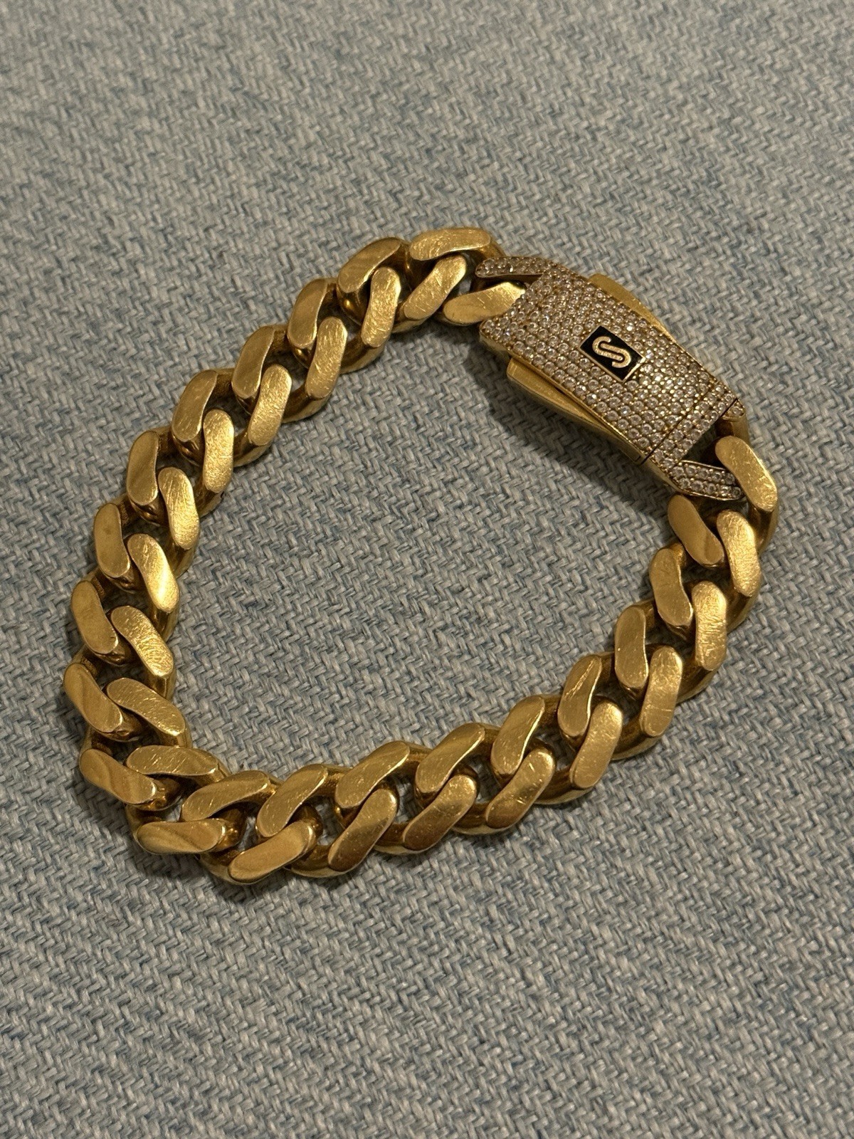 21k Gold Monaco Chain Bracelet 20.2 Grams