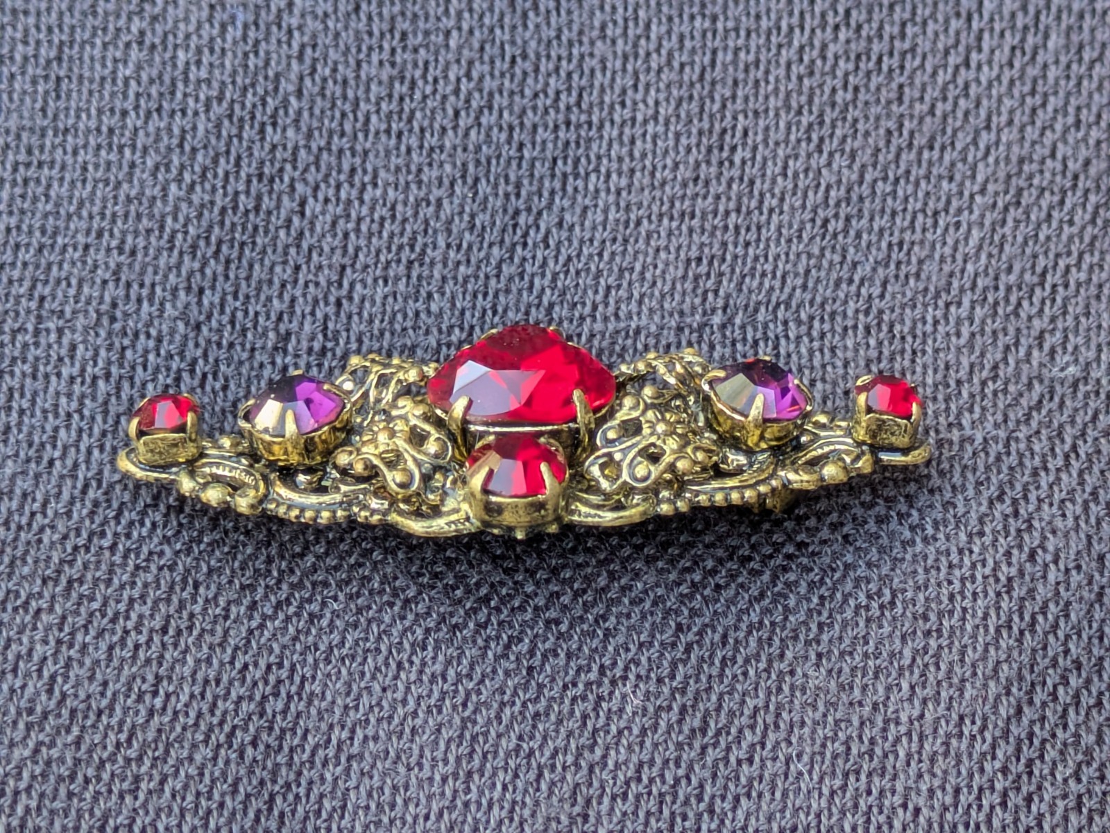 Vintage Czechoslovakia Red & Purple Glass Rhinestone Brooch – Czech Pin C29