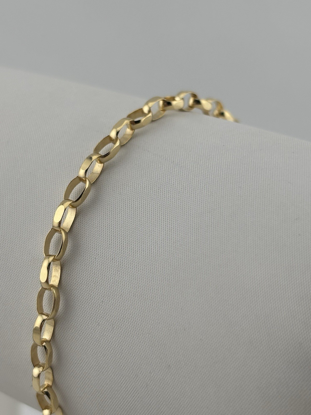9ct Yellow Gold Ladies Solid Oval 3mm Belcher Bracelet 7.5 Inch Diamond Cut