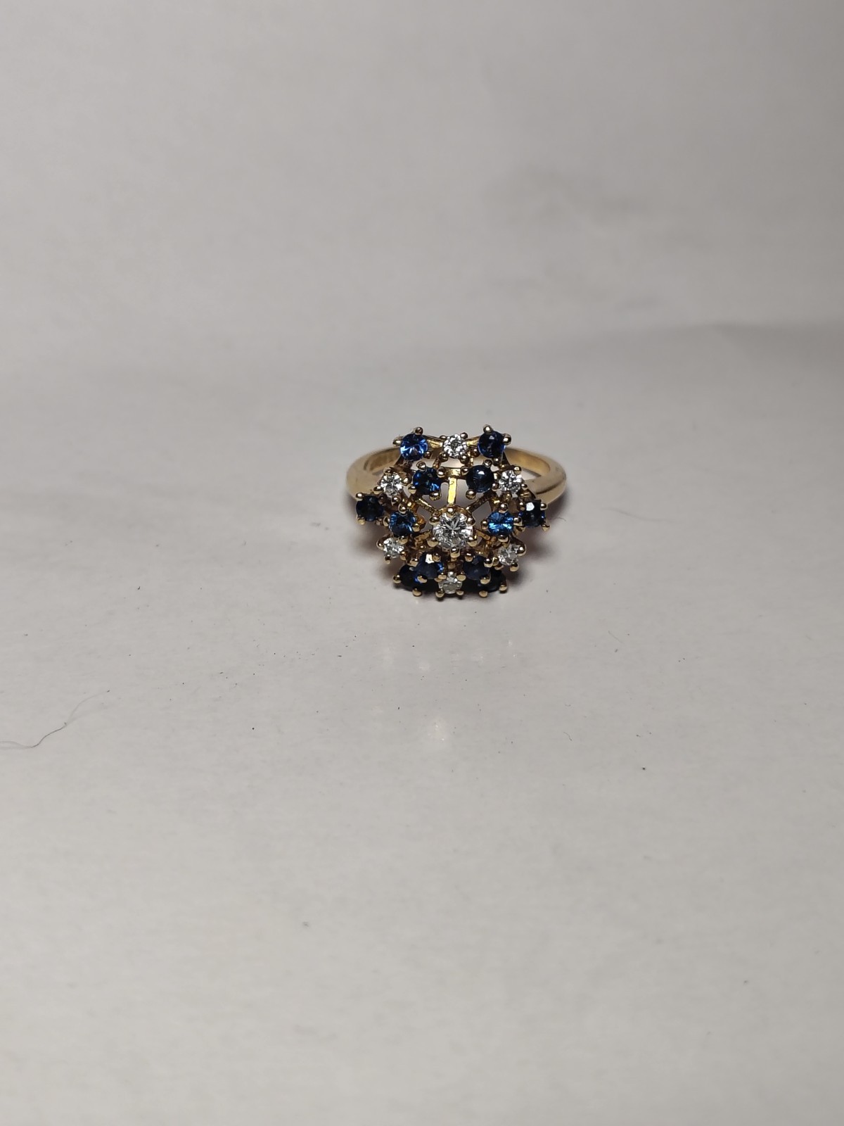 Genuine Blue Sapphire and Diamond Cluster Ring: 10KP : Size 7