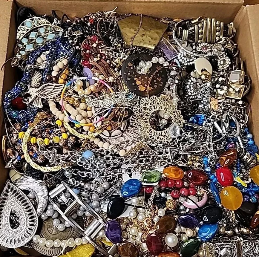 3 Poun Unsearched Jewelry Lot VTG & Now Junk & Wear & Resell Craft FUN Free Ship