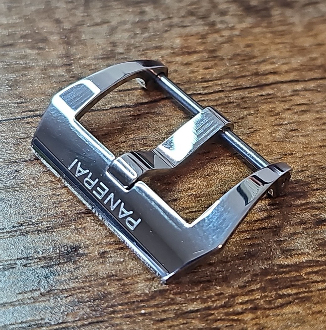 PANERAI WATCH OEM POLISHED STAINLESS STEEL TANG BUCKLE 22MM PAV00625
