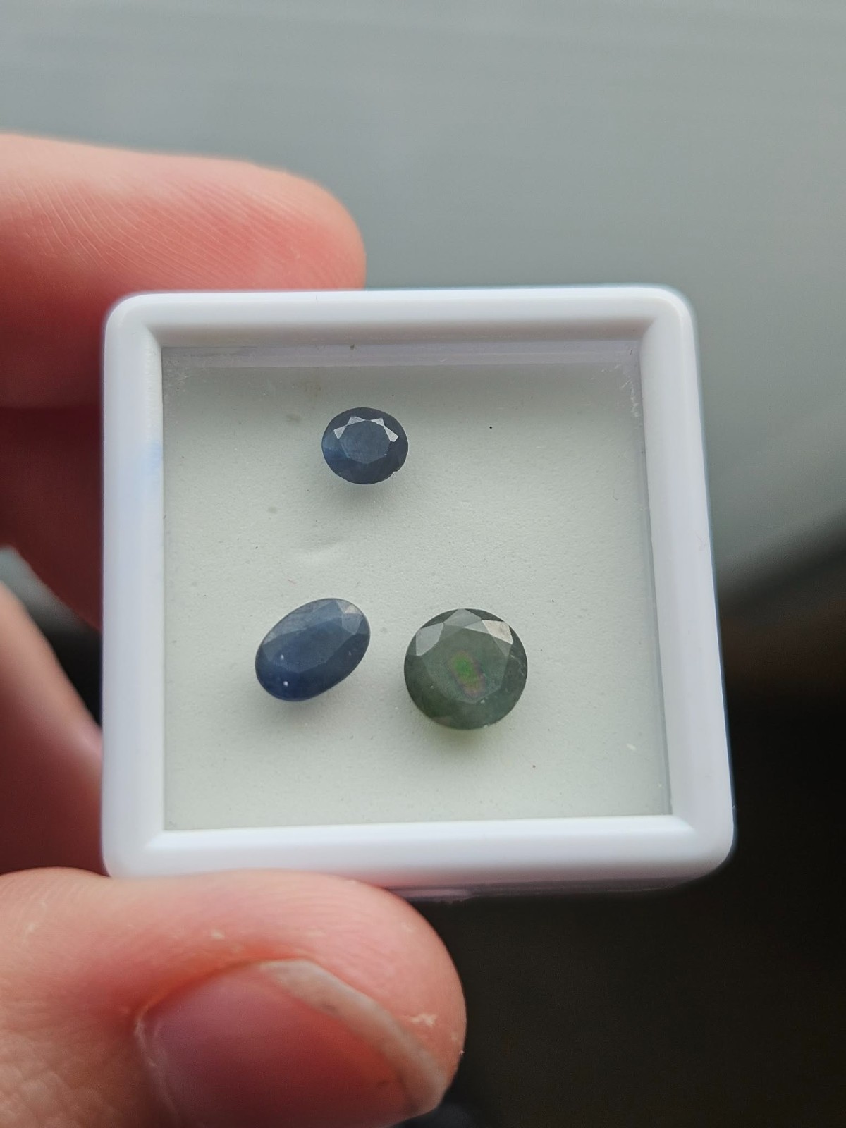 Sapphire Mix – Heavily Included – 1.27/.65/.27ct – Oval/Round – Blue/Green