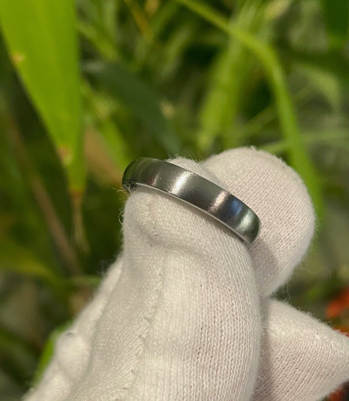 Men’s Wedding Band, Ladies Everyday wear Ring, 4mm Dome Profile, Brushed