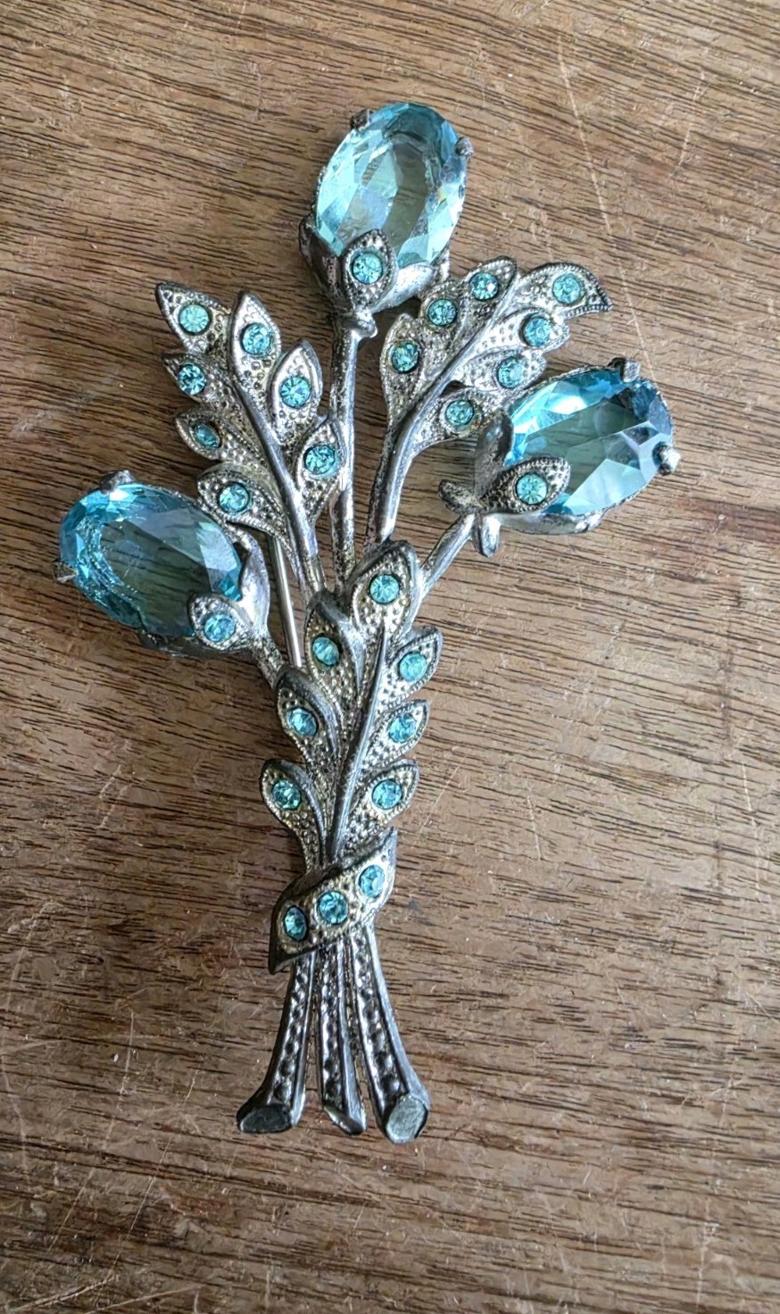 Silvertone Pot Metal Aqua Colored Glass Brooch Unsigned