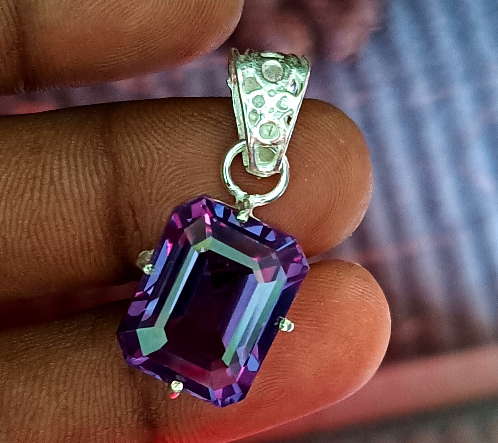 Natural Alexandrite Pendant Bi-Color Gemston,925 Sterling Silver Pendant 36.60Ct