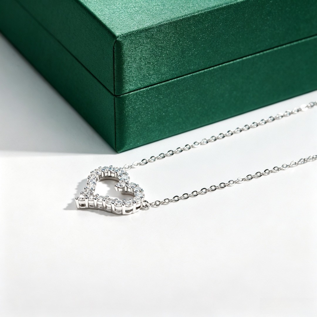 Fashion 925 Sterling Silver Moissanite Love Heart Necklace Stud Earrings Set