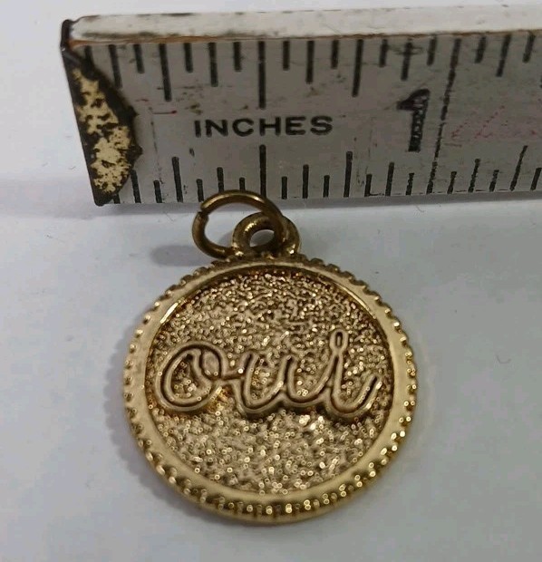 Vintage French Oui Charm Yes Necklace Pendant Jewelry