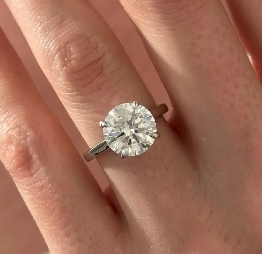 IGI 5Ct Round-Cut EF/VS1 Lab Grown Diamond Cathedral Wedding Ring Platinum 950