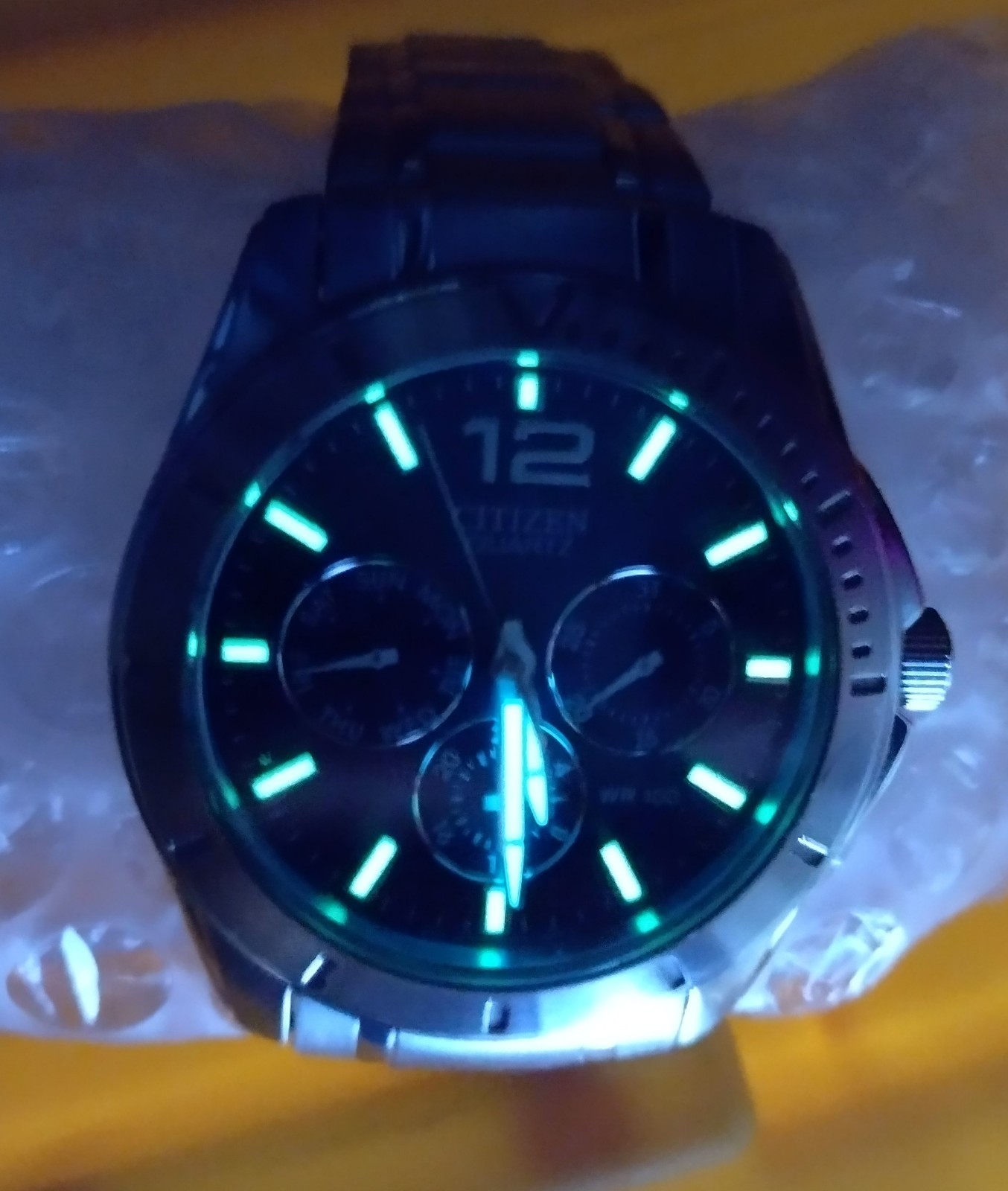 Citizen Quartz Royal Blue Stainless Steel Men’s Watch. SEE DESCRIPTION/PHOTOS