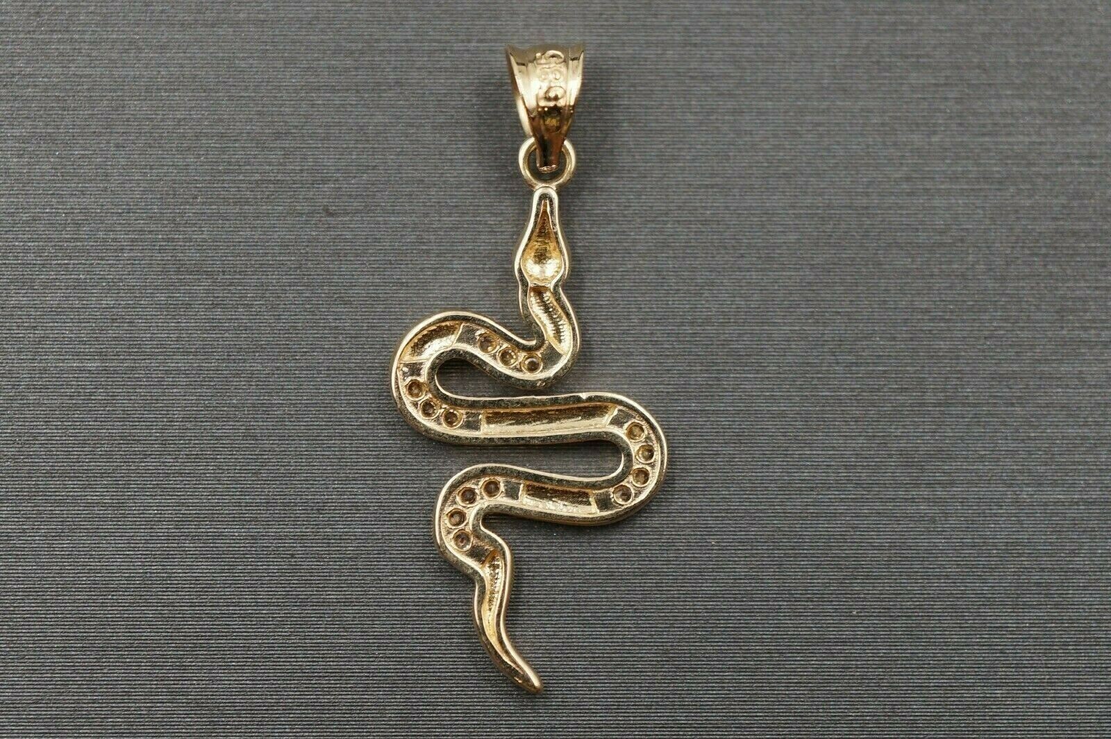 Round Cut Simulated Diamond Snake Shape Pendant Chain In 14k Yellow Gold Plated