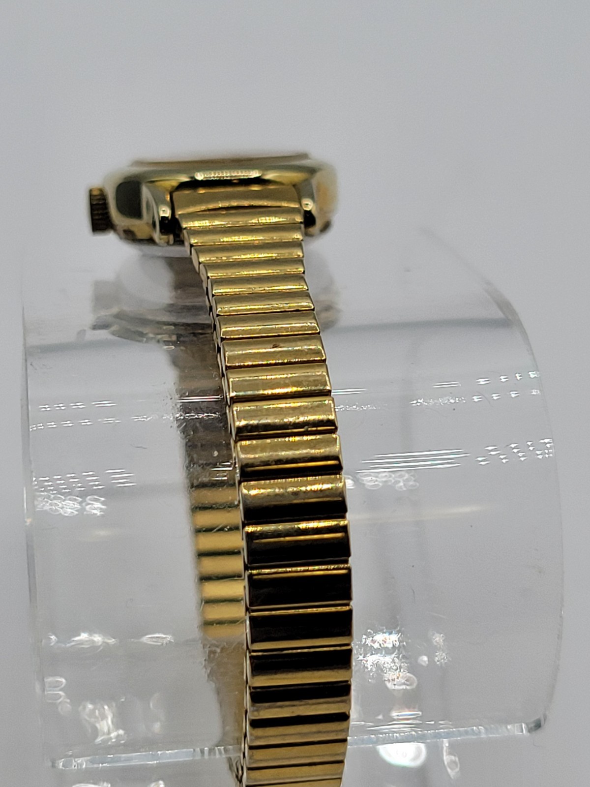 Vintage Timex Watch Womens mm Oval Face Gold Tone New Battery