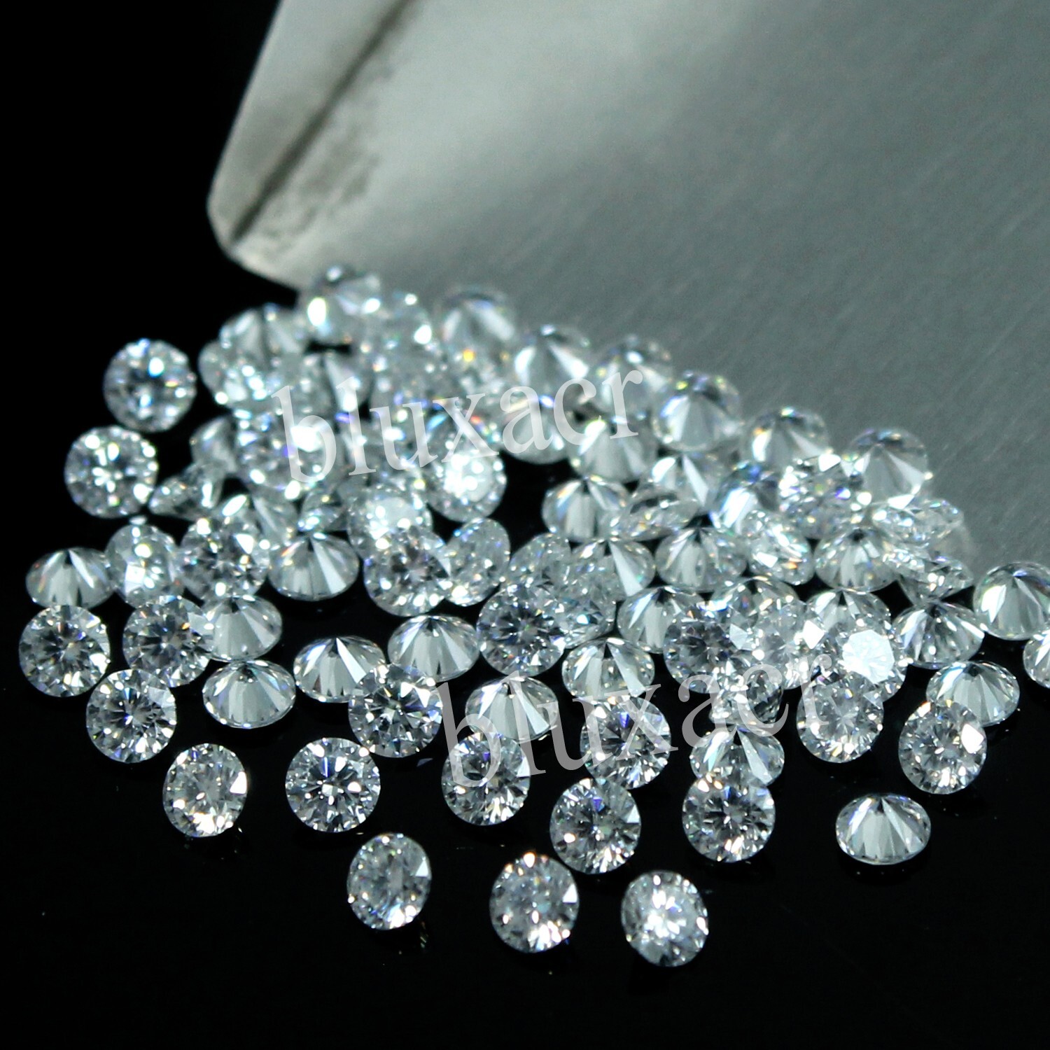 4 CT+ Natural D Color VVS1 Clarity 0.80 MM Round Brilliant Cut Diamond 1000 Pcs