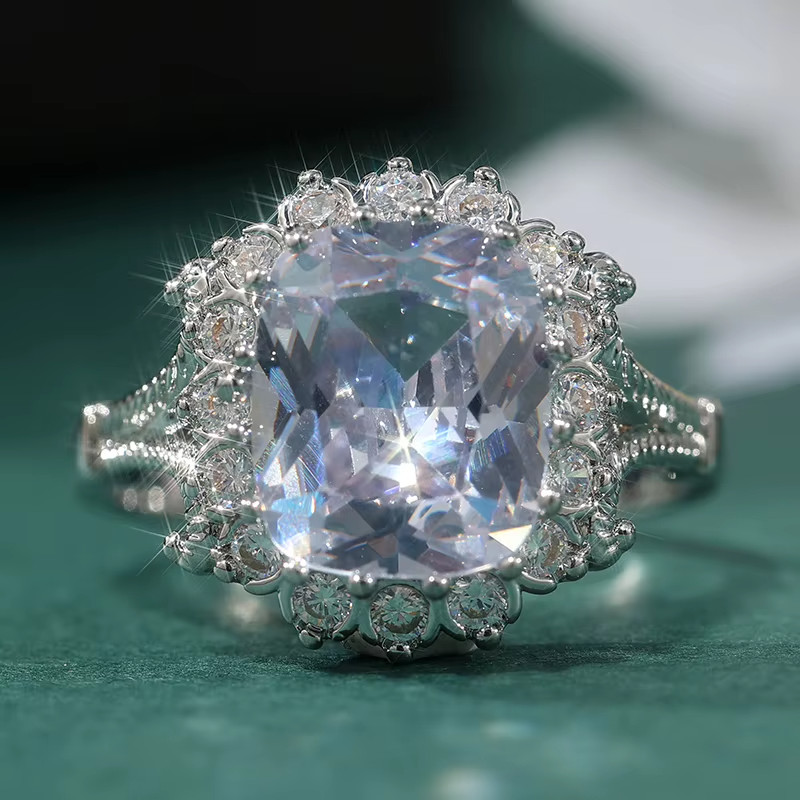 Silver Radiant Sparking Oval Cut Full Inlaid Synthetic Zircon Wedding Big Ring