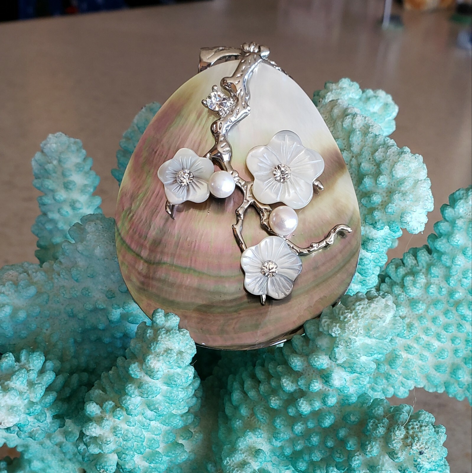 Abalone Shell Necklace Stunning, Faux Diamonds Flowers Pearls Coastal Jewelry
