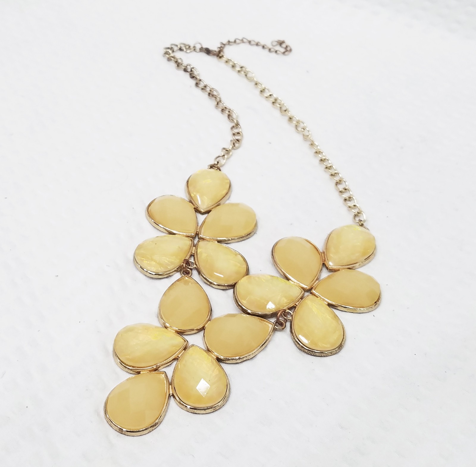 Gold Tone Champagne Yellow Foil-Backed Crystal Floral Tile Bib Choker Necklace