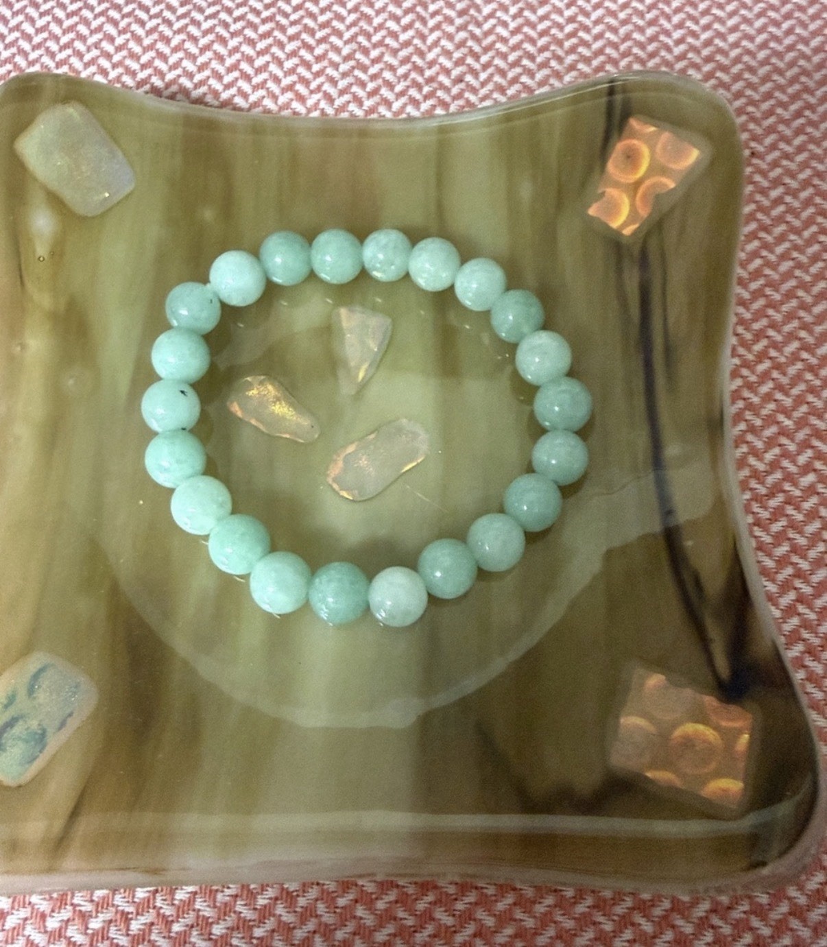 light Green Stretchy Jade Beaded Bracelet Uncertified Very Pretty ￼