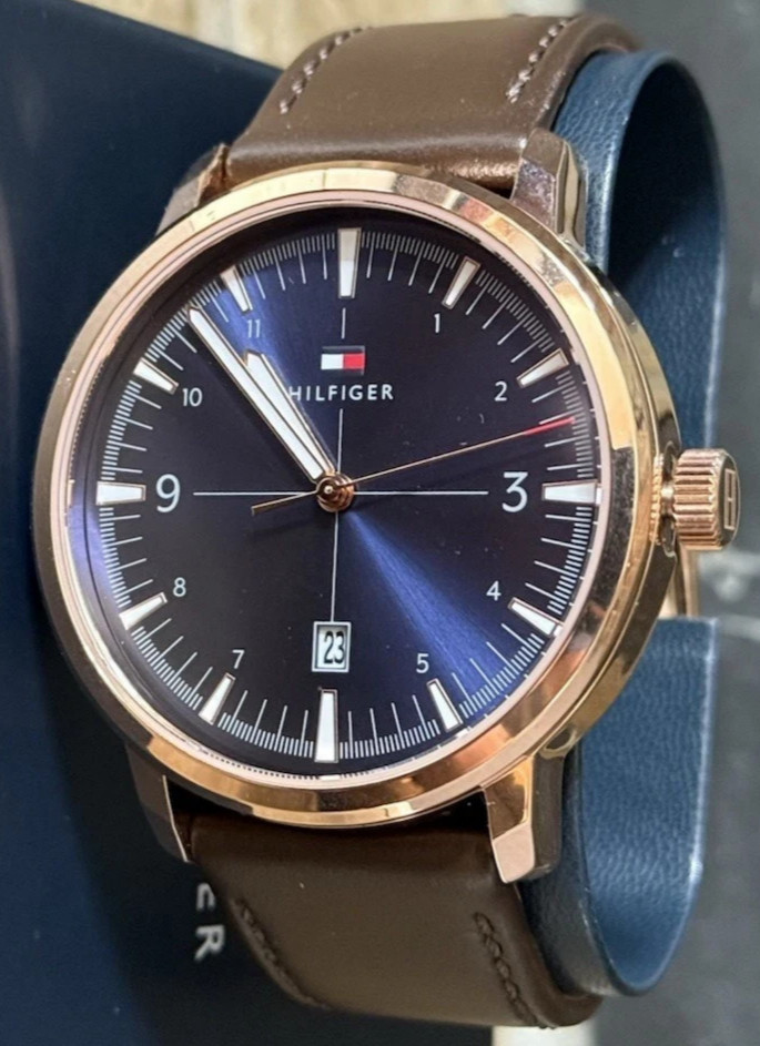 Tommy Hilfiger Men’s Watch Blue Dial Brown Leather Date Box 1710510