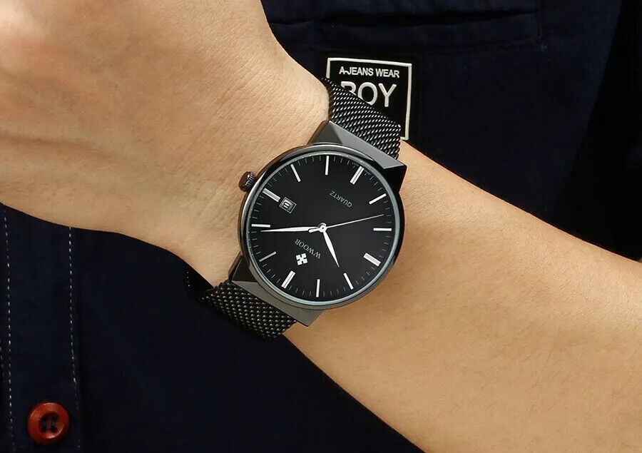 WWOOR Simple Ultra-Thin Steel Mesh Leather Date Men’s Wristwatch