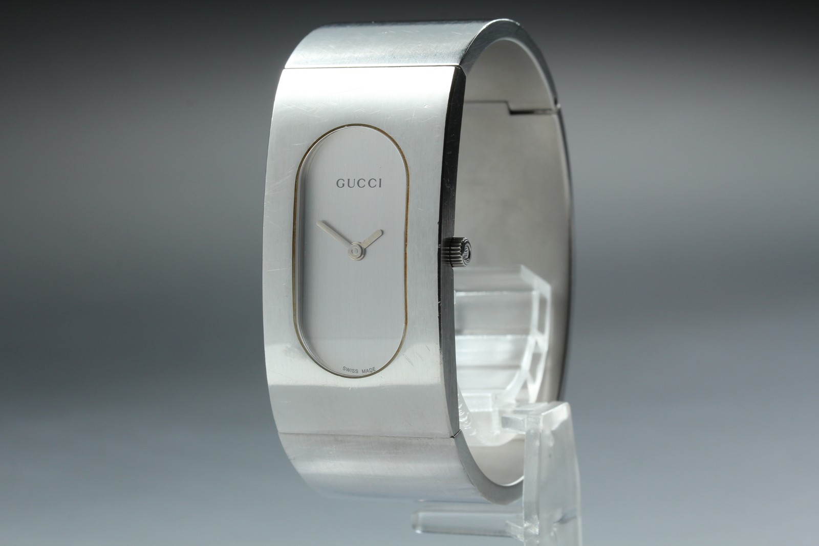 [Exc+5] Gucci 2400L 22mm Silver Dial Quartz Women’s Vintage Watch From JAPAN