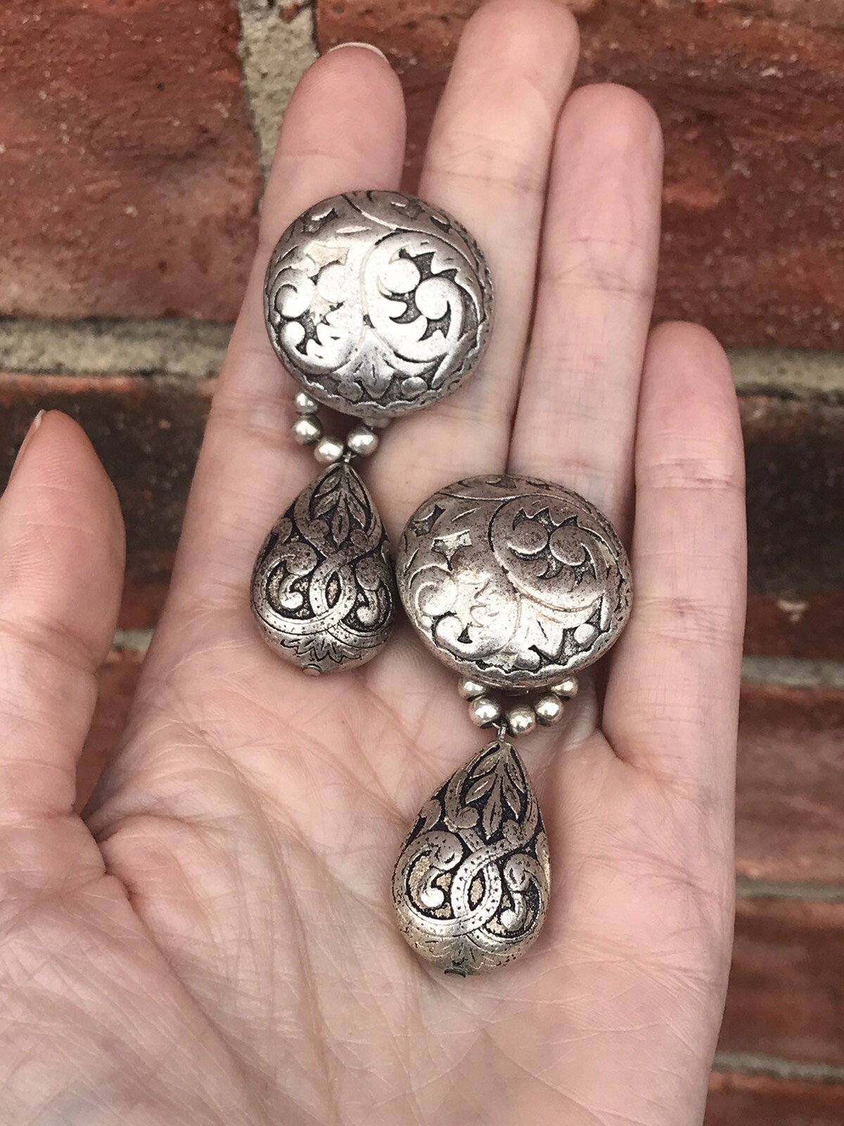 Vintage Repousse Ornate Leaves Detachable Clip Earrings