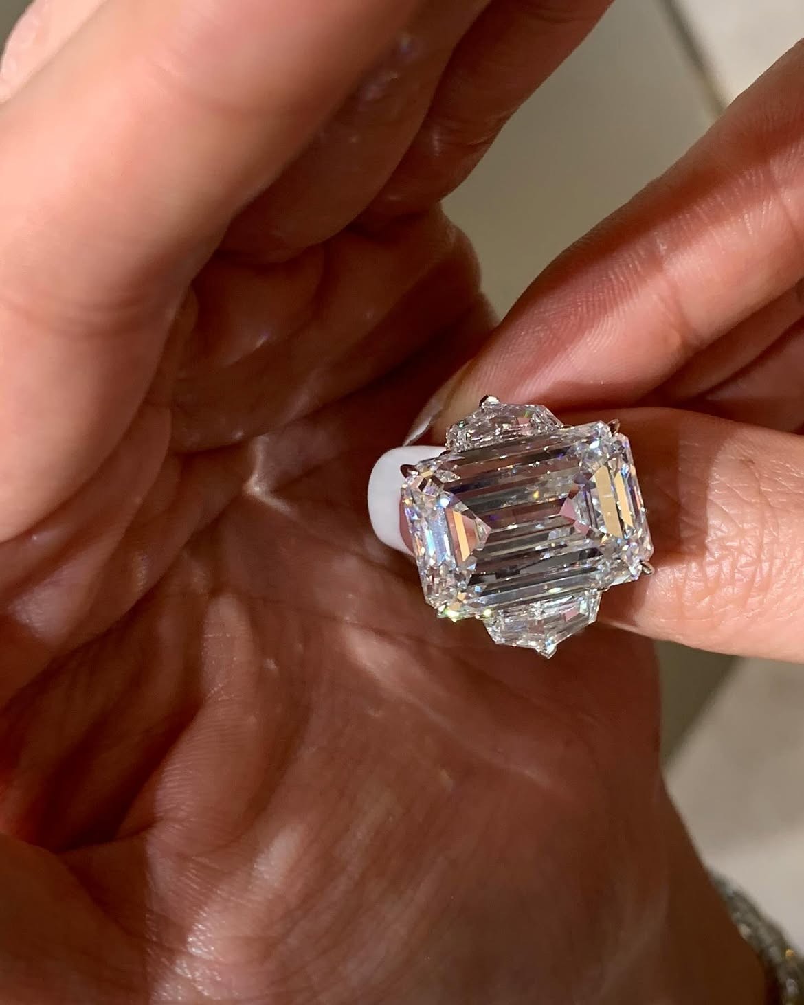 7.99 CT Emerald Cut Lab Grown E/VS1 Diamond Proposal Ring Gift 14K White gold