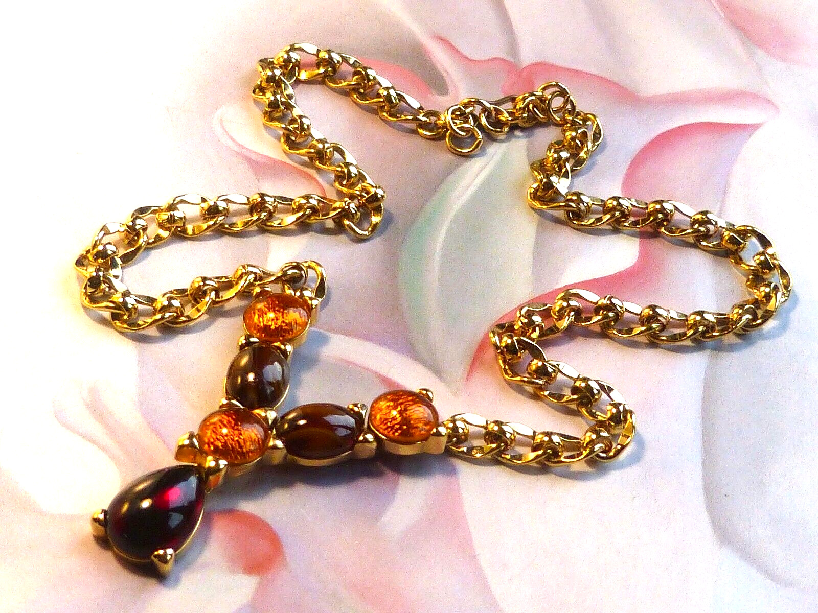 MONET Necklace Vintage 1980s Gold-plated Red Gold Foil-backed Glass Cabouchons