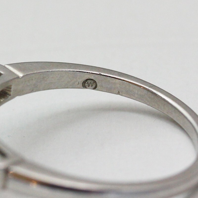 Platinum Empty Mounting & .30 cttw Tapered Baguette Diamond Ring – Size 5.75