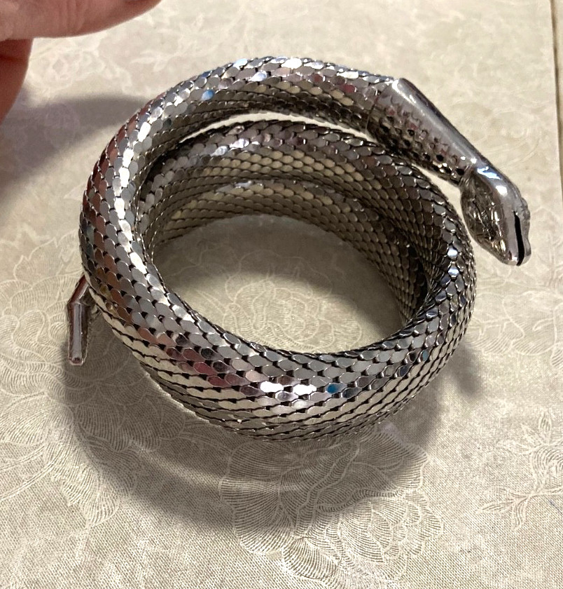 WHITING & DAVIS Silver Tone Mesh Snake Wrap BRACELET Very Good Condition