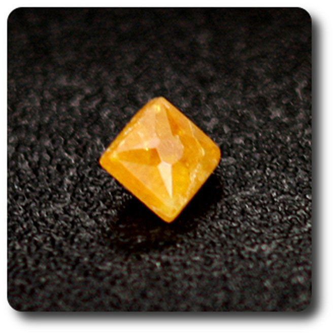 0.22 Cts Mimetite Pingtouling Mine, Liannan Co, Guangdong, China.