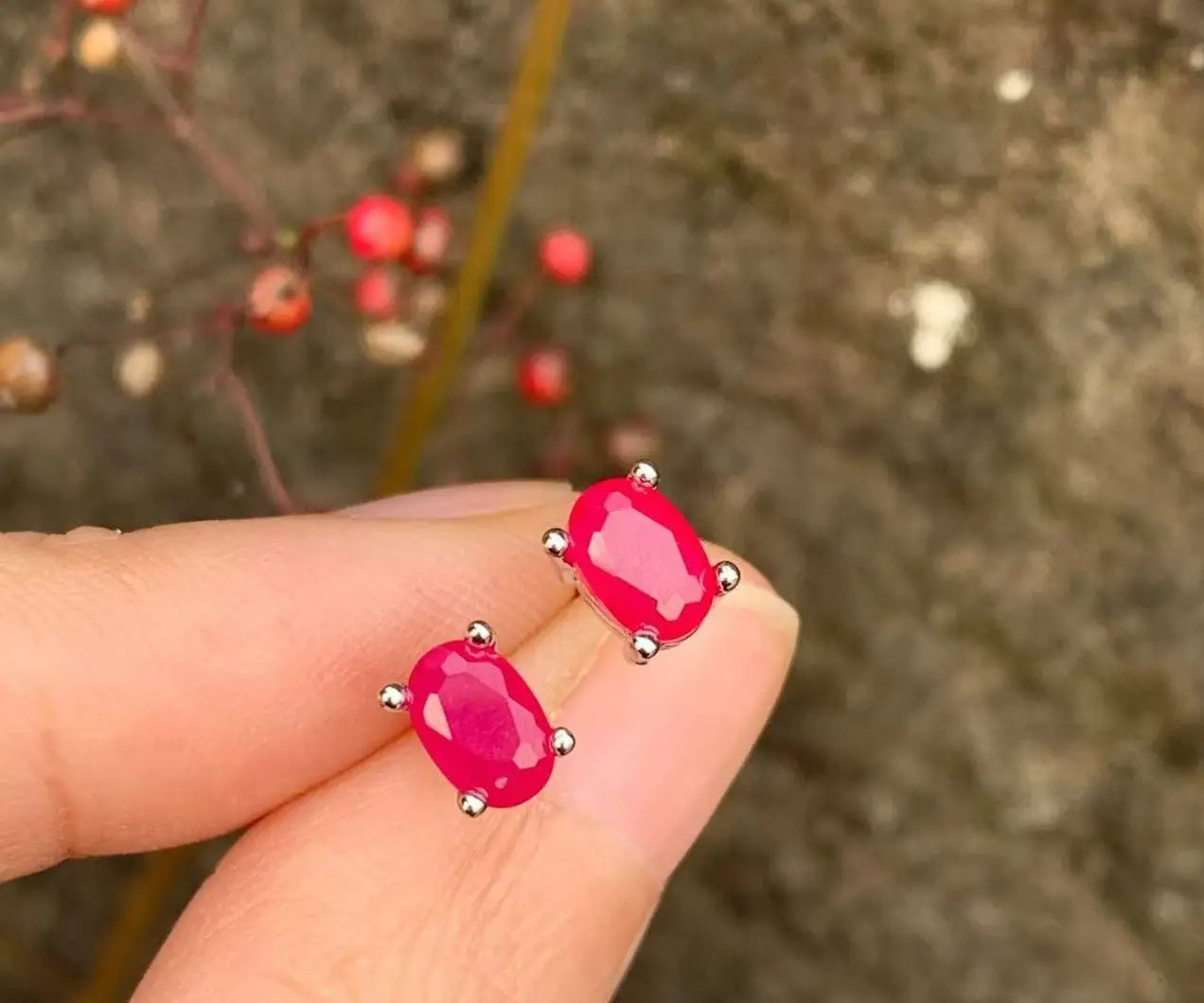 Oval Natural Ruby Earrings Women 925 Sterling Silver Stud Earring Party Jewelry.