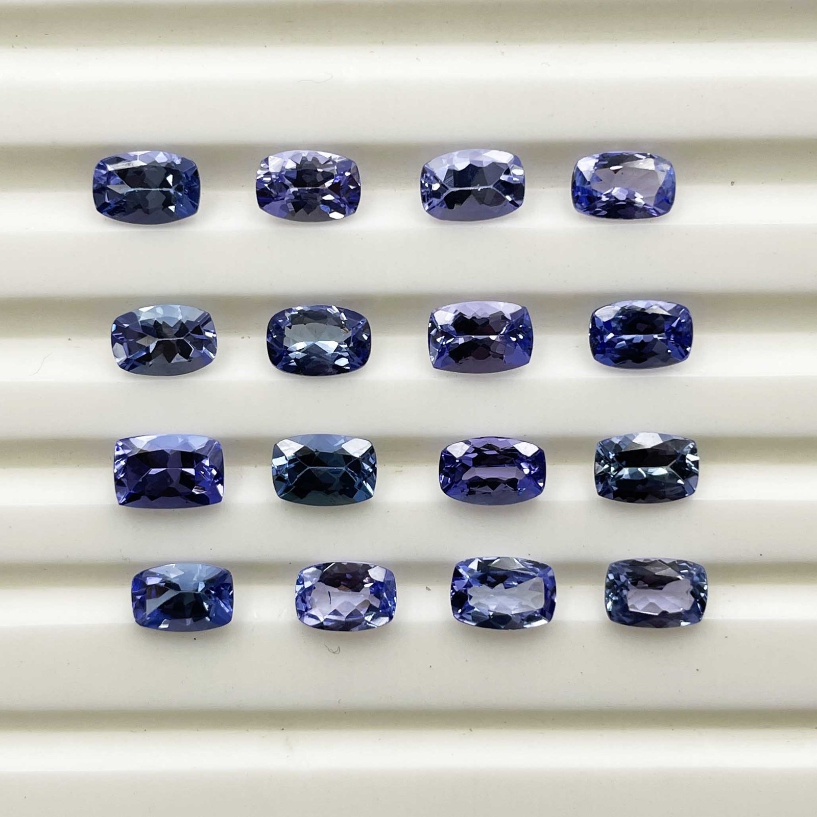 Natural Tanzanite Cushion Cut Loose Gemstone Lot 10 Pcs 4*6 MM 5 CT