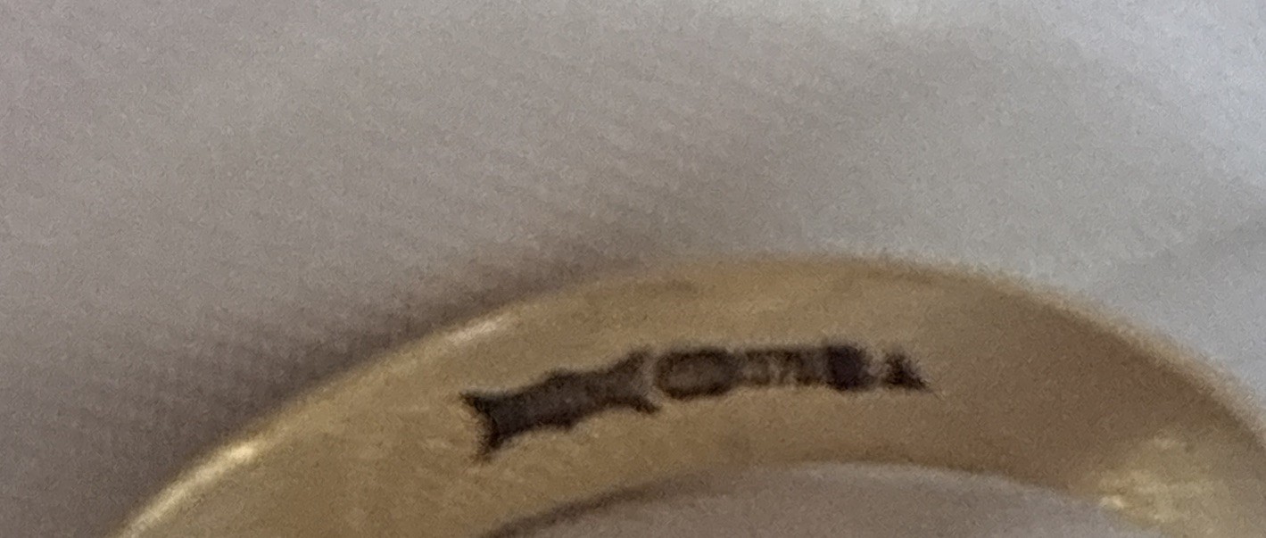 Vintage 9ct Gold Wedding Ring 9 Carat Yellow Gold Size P ” I Love You”